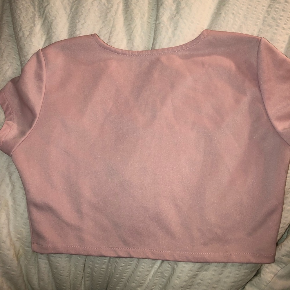 Pink crop top - Picture 2 of 3